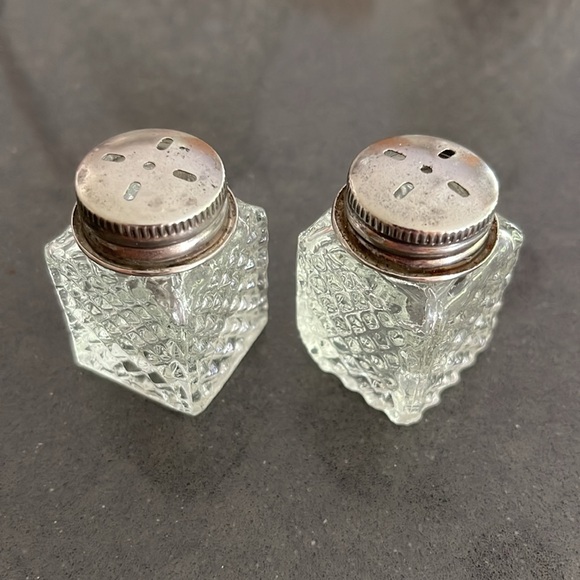 VINTAGE INDIANA GLASS CLEAR DIAMOND POINT 4 pc SET! Syrup, Sugar Salt & Pepper - Picture 12 of 14